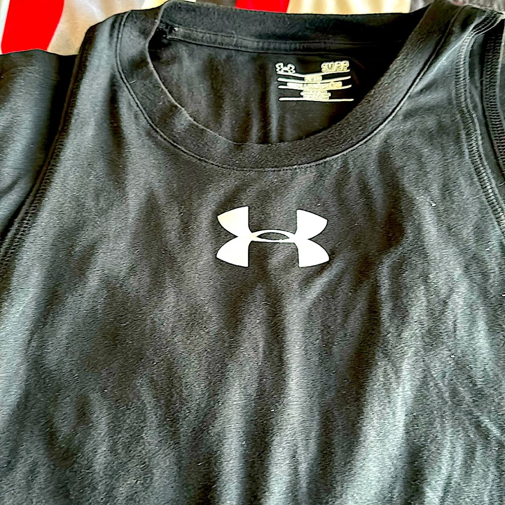 Under Armour black & gray tank Fitted